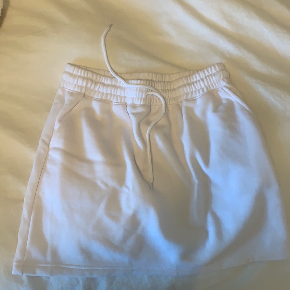 mini white skirt